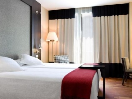 Hotel NH Podium Barcelona ****