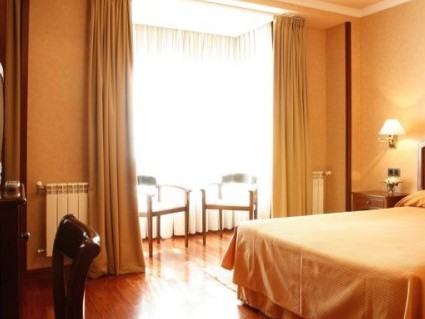 Hotel Alcomar Gijon - luksusowe noclegi
