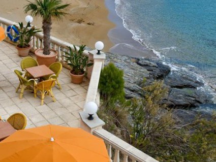 Wypoczynek na Costa Brava - Hotel Grifeu Llanca