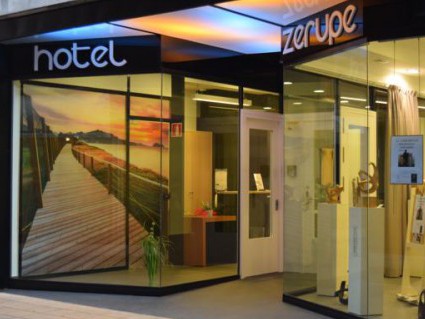 Hotel Zerupe Zarautz noclegi