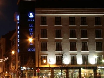 Hotel 44 Gijón - zakwaterowanie
