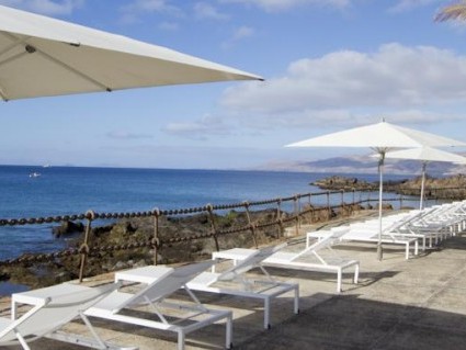 Wczasy Lanzarote - Hotel Los Fariones Puerto del Carmen