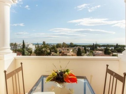 Marbella Apartamenty Guadalpin Suites