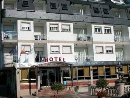 Hotel Pineiro A Lanzada noclegi